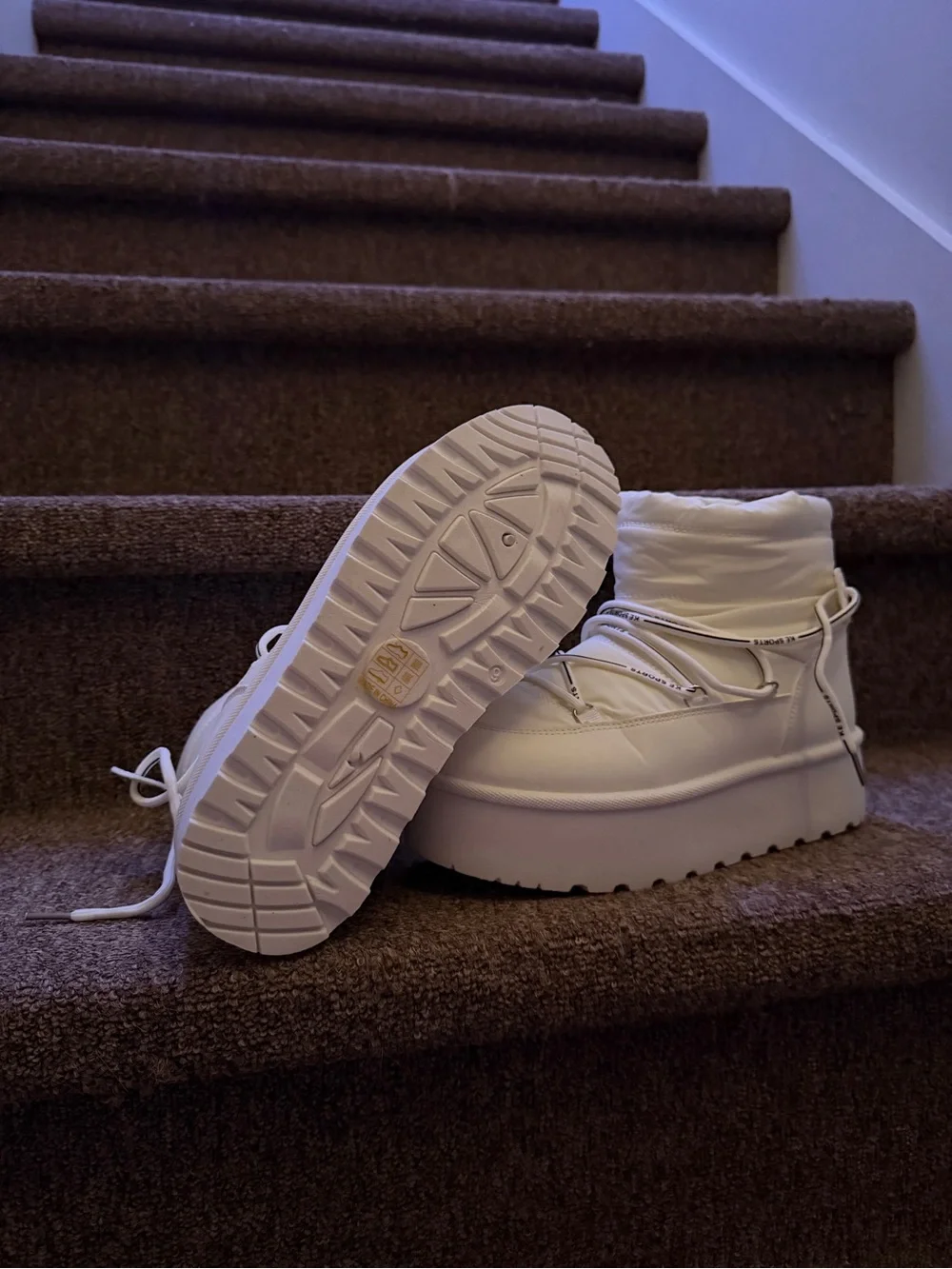 Flatform / Platform Lace-Up Women's White Boots - Picture 4 of 7